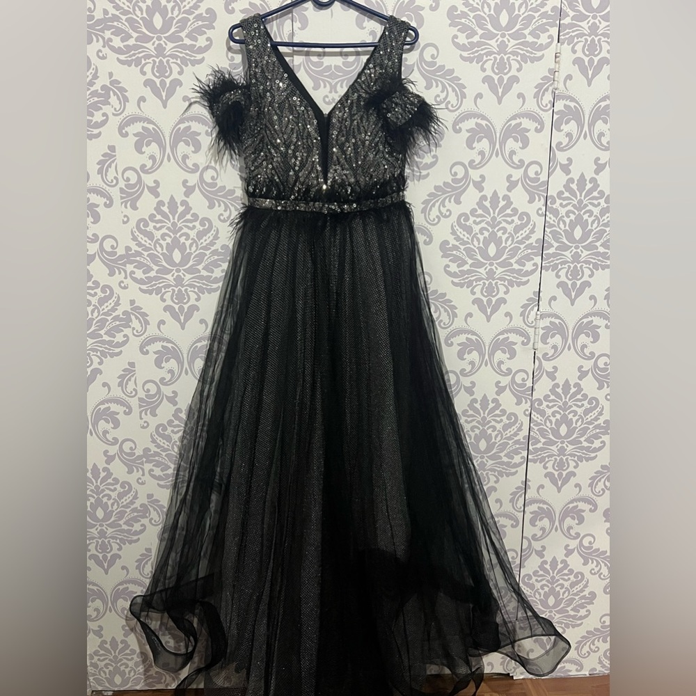Black maxi evening dress